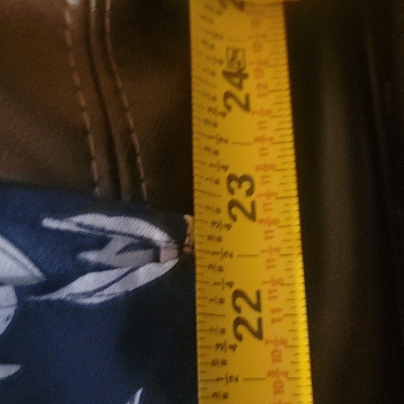 Daniel Rainn blue floral button down top - Picture 6 of 6